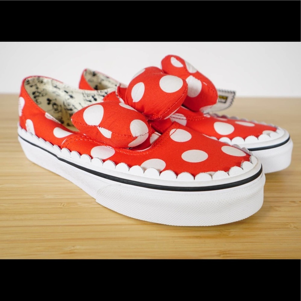 Vans x Disney Authentic Gore Minnie Mouse Bow Kids Size 2.5